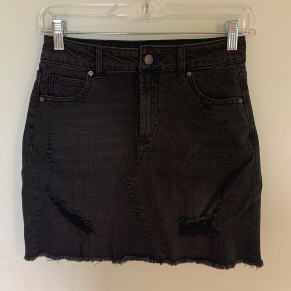 black jean skirt - Picture 1 of 2